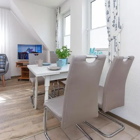 Haus Am Kajedeich Mit Fruehstuecksoption דירה *