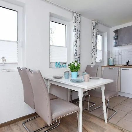 Haus Am Kajedeich Mit Poolnutzung - Garten - Tischtennis Apartamento Bensersiel